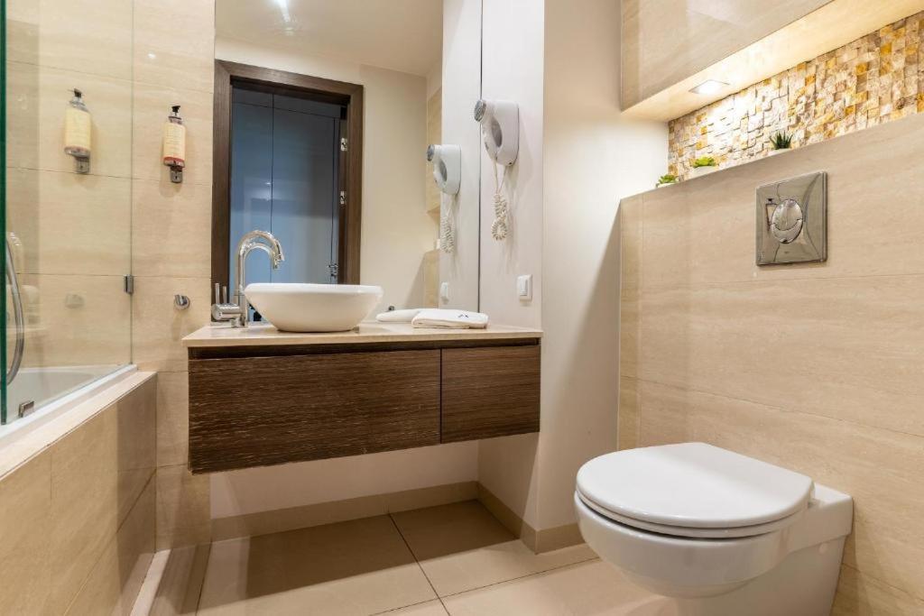 Platinum Tower - City Center - Golden Apartments Varsovia Exterior foto