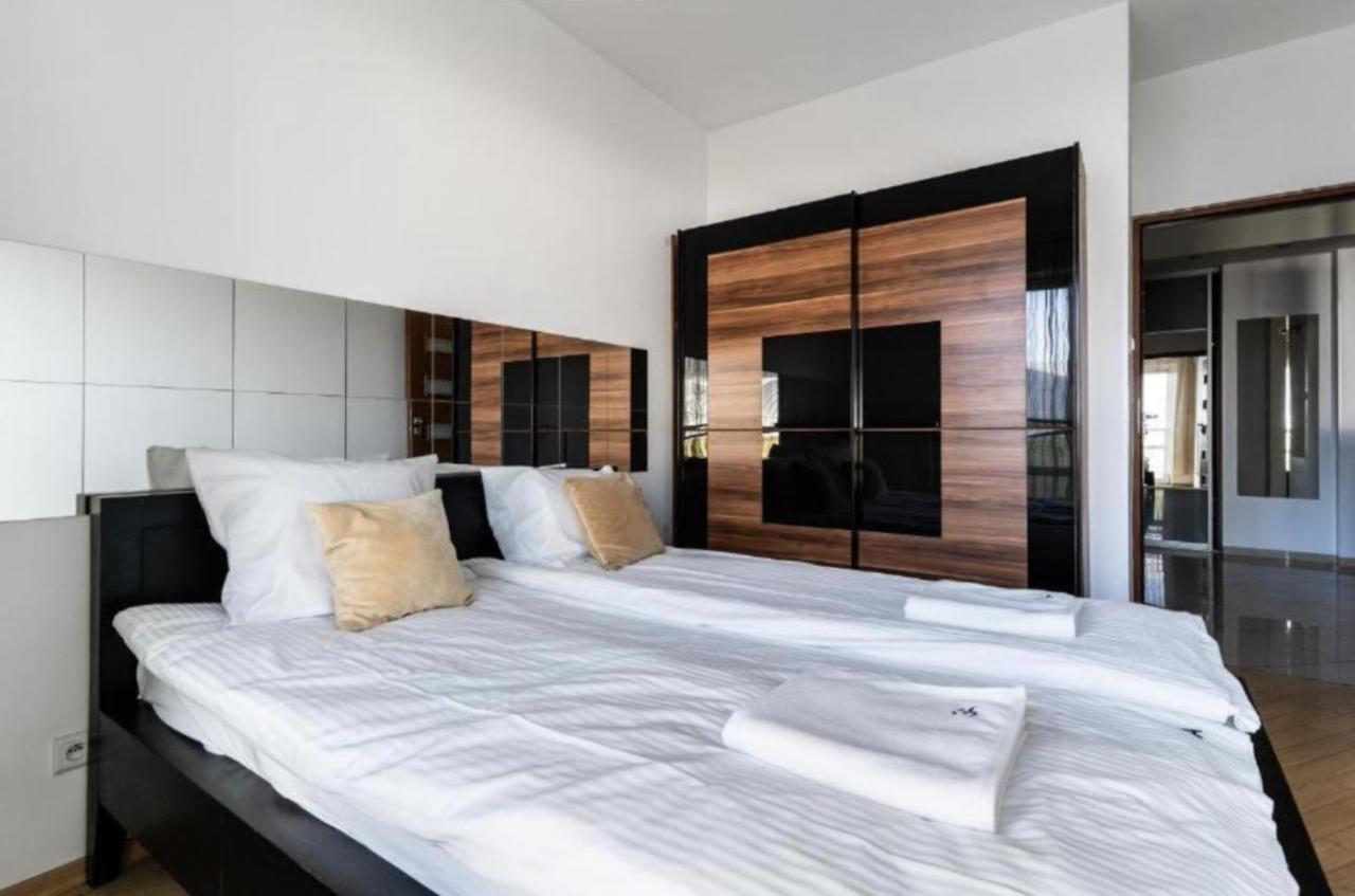 Platinum Tower - City Center - Golden Apartments Varsovia Exterior foto